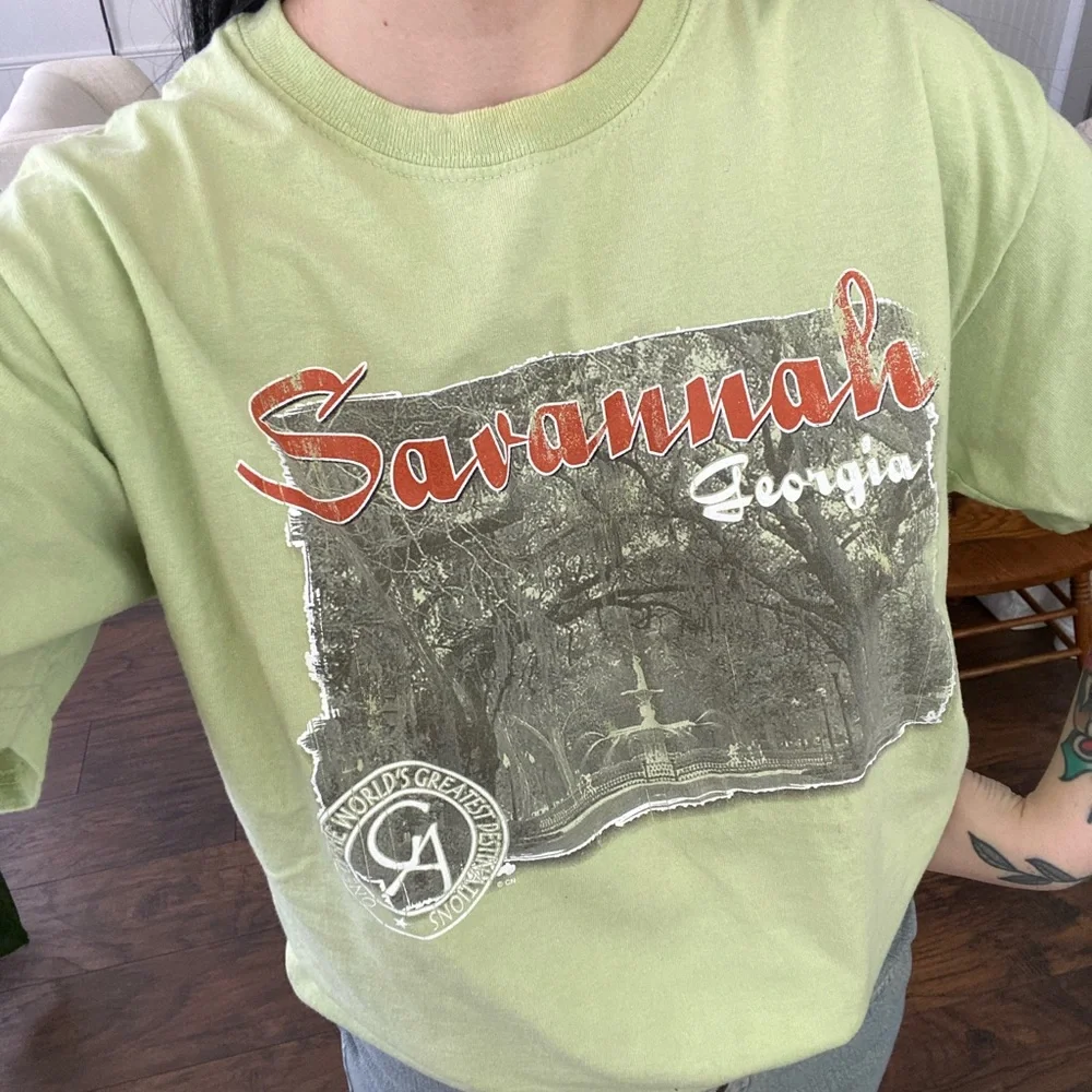 Oversized Savanah Georgia Graphic Tee - Picture 1 of 6